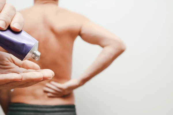 پماد برای پشت کمر